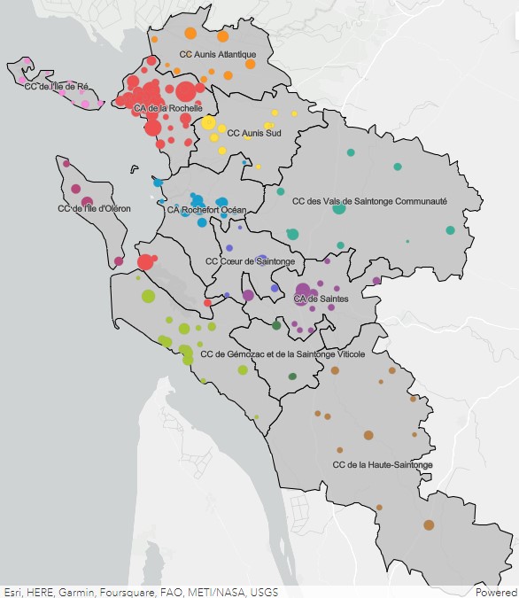 une carte montre l'implantation des Accueils Collectifs de Mineurs (ACM) en Charente-Maritime