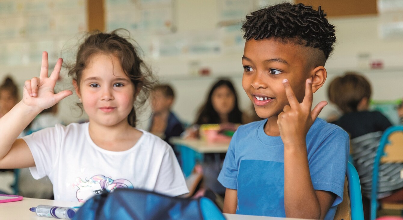 élèves en classe élémentaire